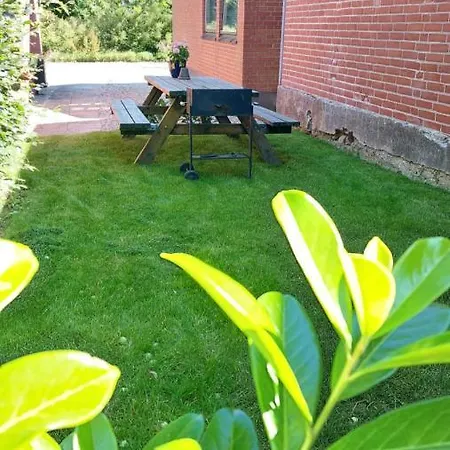 Апартаменты Kobmandsgarden I Grundfor Hinnerup